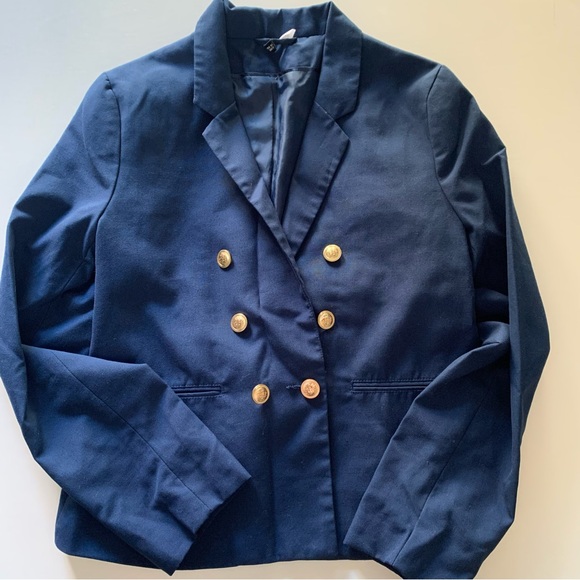 H&M | Navy double breasted blazer | Short length | Gold buttons - Picture 9 of 9